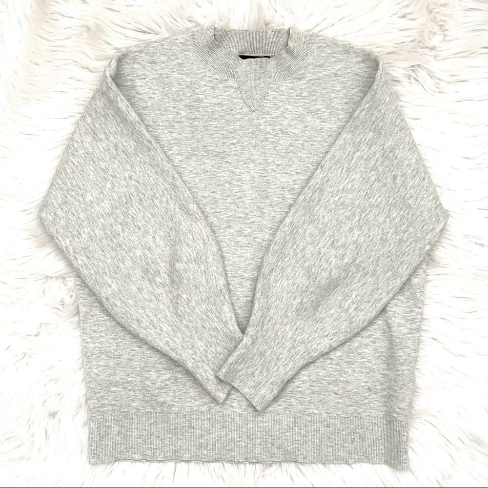 Banana Republic | heather gray sweater M